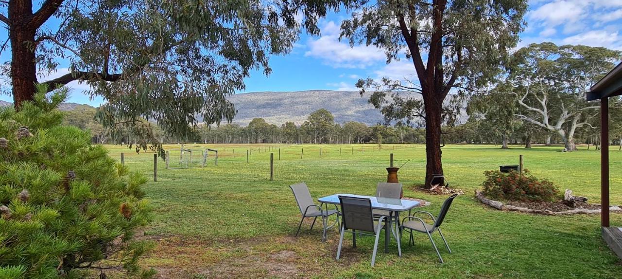 Halls Haven Holiday Units Halls Gap Exterior photo